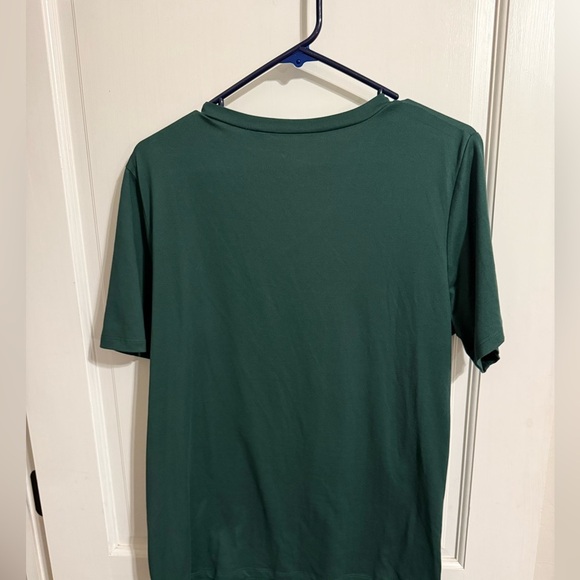 Royal Standard Women's Green Short Sleeve Pocket Tee - Picture 5 of 6